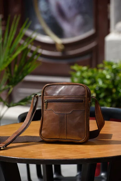 Outdoor Photo Brown Leather Messenger Bag Close — Stock Photo, Image