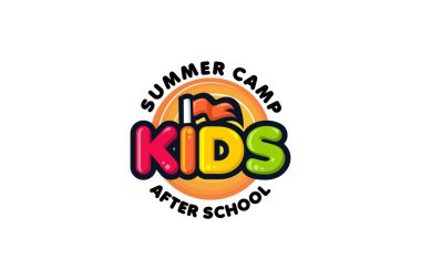 Çocukların yaz kampı logo tasarım şablonunun çizim vektörü çizimi