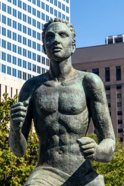 St. LOUIS, MISSOURI ABD - 5 Ekim 2024: Kiener Park 'ta William Zorach' ın 