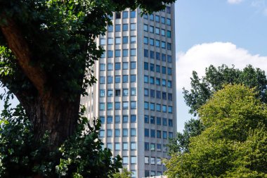 Koln, Almanya Temmuz 2022 - Şehrin ve sokakların manzarası