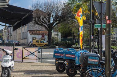 Perigueux Fransa 07 Nisan 2023 sokak fotoğrafı