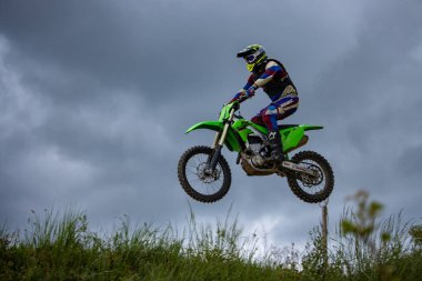 Dordogne, Fransa Mayıs 12023: Motokros 'un Yüksek Oktanlı Dünyası