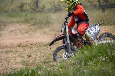 Dordogne, Fransa Mayıs 12023: Motokros 'un Yüksek Oktanlı Dünyası