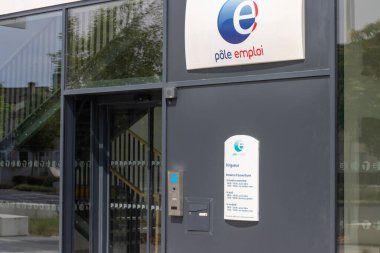 Perigueux, Dordogne, Fransa 06 Mayıs 2023: Sokak fotoğrafçılığı