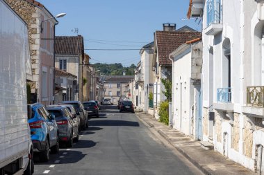 Perigueux, Dordogne, Fransa 18 Mayıs 2023: Sokak manzarası