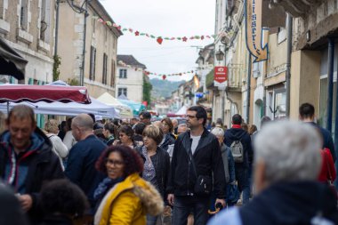 Vergt, Dordogne, Fransa 22 Mayıs 2023: Çilek 'in kırsal kesimdeki partisi