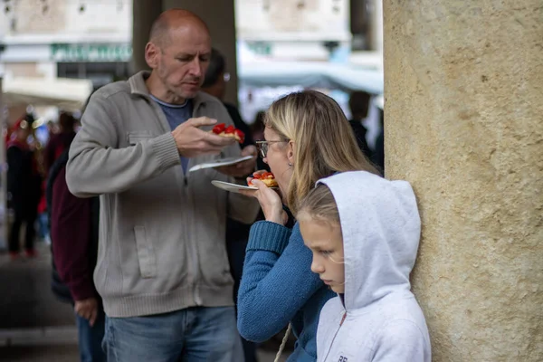 stock image Vergt, Dordogne, France May 22 2023 : Strawberry's party in a rural city