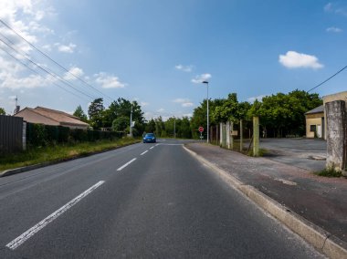 Perigueux, Dordogne, Fransa 05 Mayıs 2023: Yoldan Perigueux City 'ye bir bakış