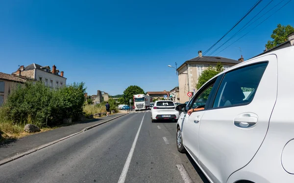 stock image Perigueux, Dordogne, France May 31 2023 : Navigating City Life: An Examination of Transport Systems and Traffic Circulation