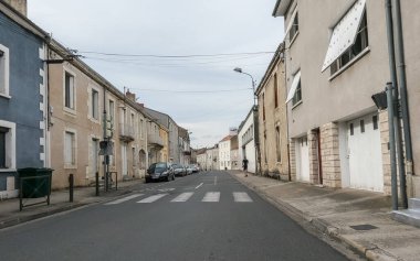 Perigueux, Fransa 08 Haziran 2023: Şehir Hayatı Ebb ve Akışı - Perigueux Trafiği