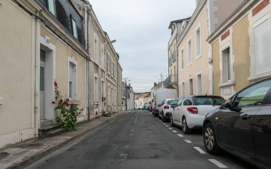 Perigueux, Fransa 08 Haziran 2023: Şehir Hayatı Ebb ve Akışı - Perigueux Trafiği