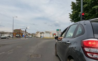 Perigueux, Fransa 08 Haziran 2023: Şehir Hayatı Ebb ve Akışı - Perigueux Trafiği