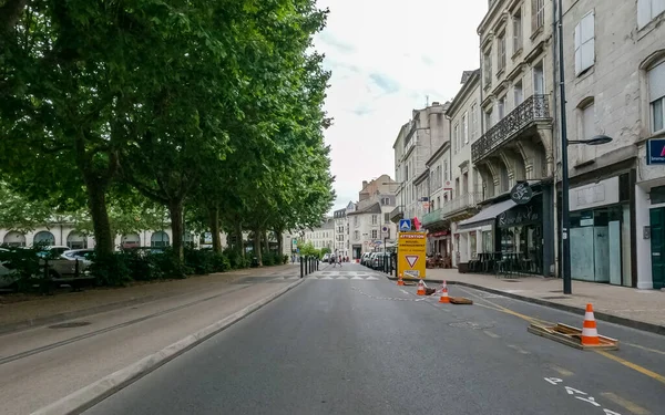 Stock image At Perigueux, France June 08, 2023: The Ebb and Flow of City Life - Traffic in Perigueux