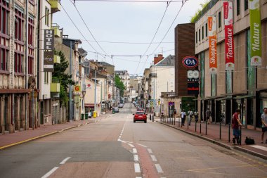 Limoges, Haute Vienne, Fransa 18 Haziran 2023: The Charming Streets of Limoges