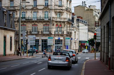 Limoges, Haute Vienne, Fransa 18 Haziran 2023: The Charming Streets of Limoges