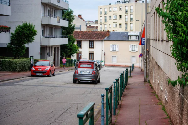 Limoges Haute Vienne France June 2023 Cars Navigating Bustling Street — 图库照片