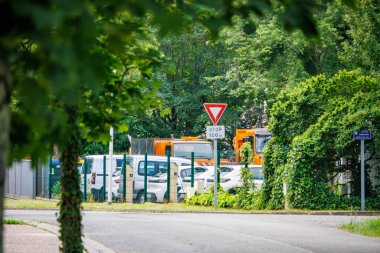Perigueux, Dordogne, Fransa 18 Haziran 2023: Şehir Bisikletçilerinin Yaşamında Bir Gün