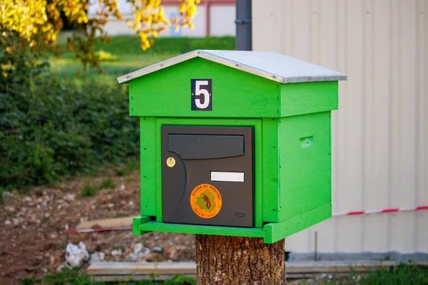 Perigueux Dordogne France July 2023 Beehive Shaped Mailbox Ecological Symbol — Stock Photo, Image
