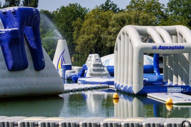 Dordogne, Fransa 23 Temmuz 2023: Su Parkı Cazibe, Turizm ve Tatil