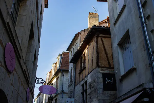 Perigueux Francja Września 2023 Ulice Zegarowe Historyczna Aleja Perigueux — Zdjęcie stockowe