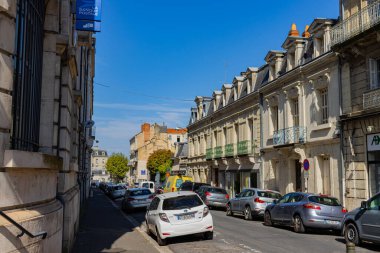 Perigueux, Fransa 11 Eylül 2023: Gezinen Kentsel Alanlar: Perigueux 'daki Şehir Otoparkının Dinamikleri.