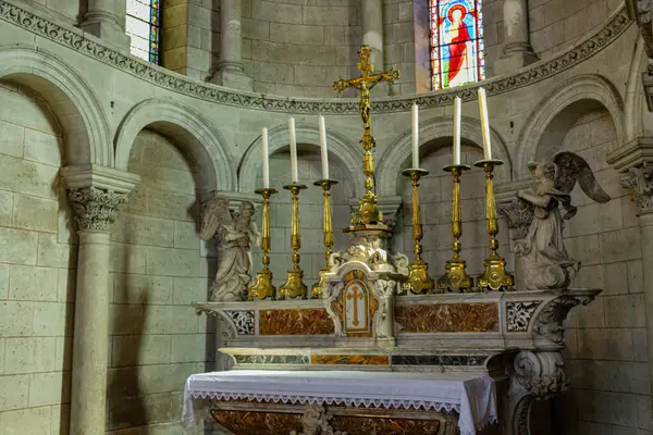 2023年9月11日 法国佩利古 神圣的心脏 佩利古大教堂的祭坛 — 图库照片