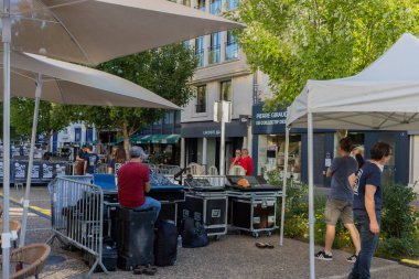 Perigueux, Fransa 28 Eylül 2023: Yerel Mahalle Konseri İçin Hazırlık