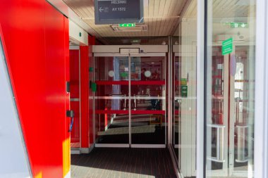 Ile de France, Fransa 24 Ekim 2023: Gökyüzü Kapısı - Charles de Gaulle Havaalanı 'na giriş kapısı