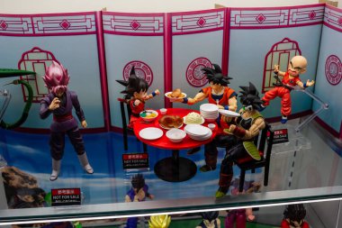 Tokyo, Japonya, 26 Ekim 2023: Bir yemek sahnesindeki anime karakterleri