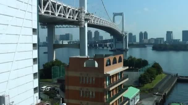 Tokyo Japan November 2023 Panoramic View Rainbow Bridge Tokyo Waterfront — Stock Video