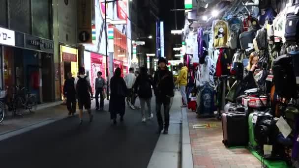 Tokyo Japonya Kasım 2023 Tokyo Gece Kalabalık Alışveriş Caddesi — Stok video