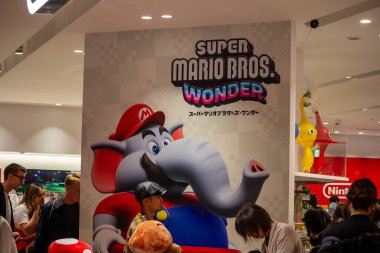 Tokyo, Japonya, 29 Ekim 2023: Süper Mario Kardeşler Harika Tanıtım Ekranı