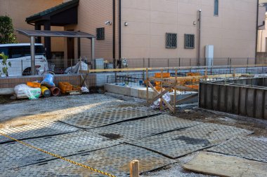 Tokyo, Japonya, 3 Kasım 2023: İnşaat Alanı İnşaat Malzemeleri ve Makineleri