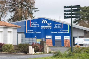 Fransa, 30 Mart 2024: Yenilenebilir Enerji Şirketi Mağazası