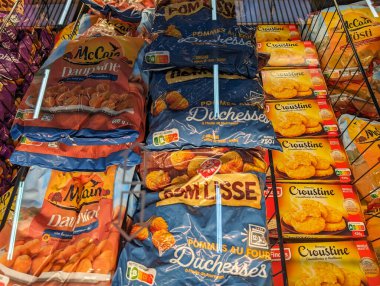 Fransa, 11 Mart 2024: Paketli Gurme Donmuş Gıda Dizisi