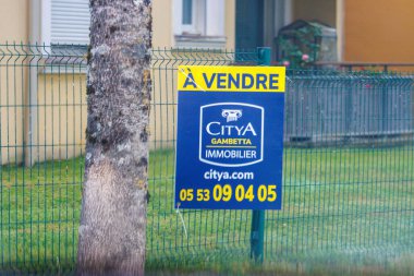 France, 02 July 2024 : French real estate for sale sign with contact information clipart