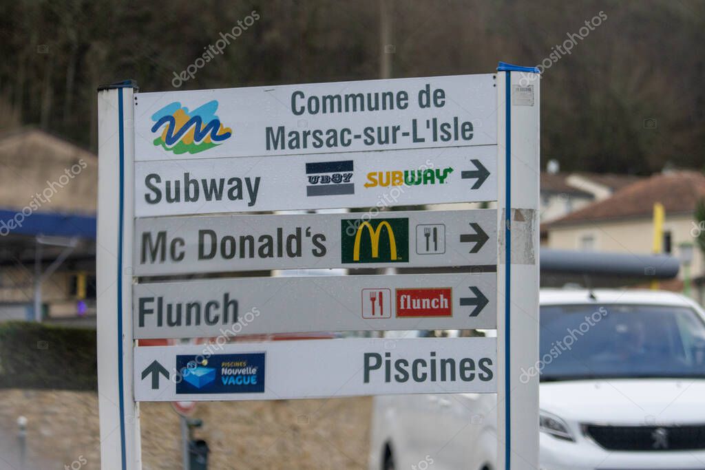 France, 21 December 2024 : Signpost Directions for Marsac-sur-L'Isle Restaurants and Facilities Nearby