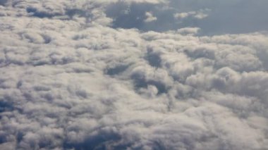 Gökyüzündeki bulutlar