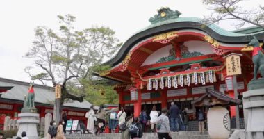 Tokyo, Japonya - Kasım 27 - Kasım 2 0 16: Tokyo 'daki Soba Soji Tapınağı' nı ziyaret edenler