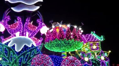 Şehrin güzel gece manzarası