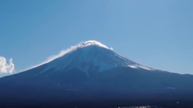 Fuji ve kar Japonya 'da