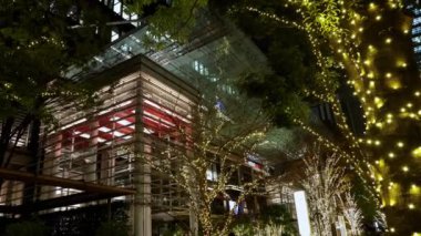 Şehrin gece manzarası