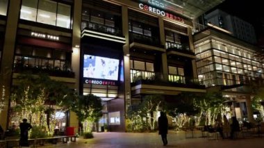 Gecenin modern şehri.