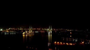 Şehrin güzel gece manzarası