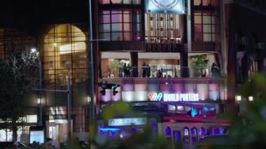 Barselona şehrinin gece manzarası, İspanya