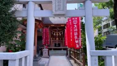 Japon geleneksel kırmızı fener