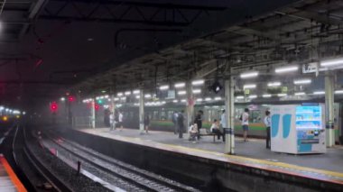 Hong Kong 'daki tren istasyonu.