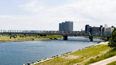 Yazın kokon şehrinin manzarası