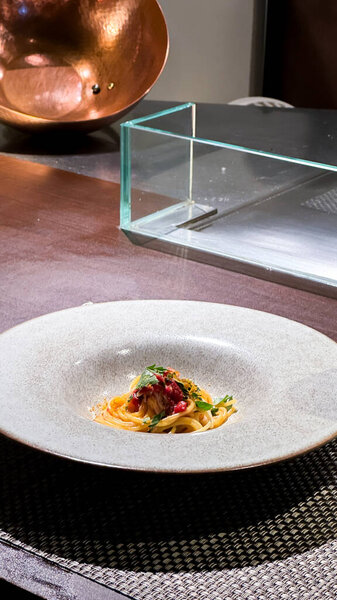 закрытый взгляд на вкусную еду