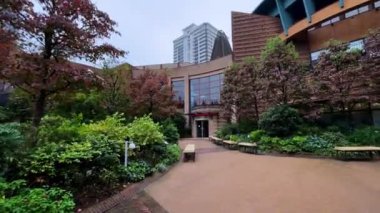 Şehrin güzel mimarisi.